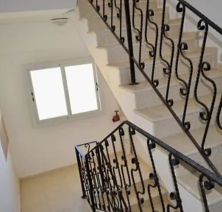 Апартаменты С Мебелью И Кухней Apartment